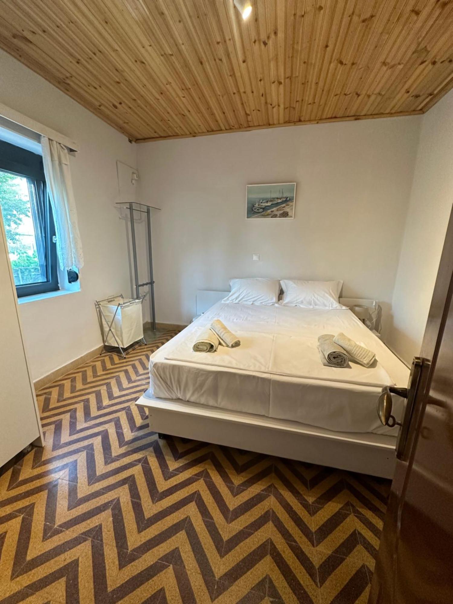 Solmar Aegina With Private Pool - Jacuzzi Apartment Khloi Luaran gambar